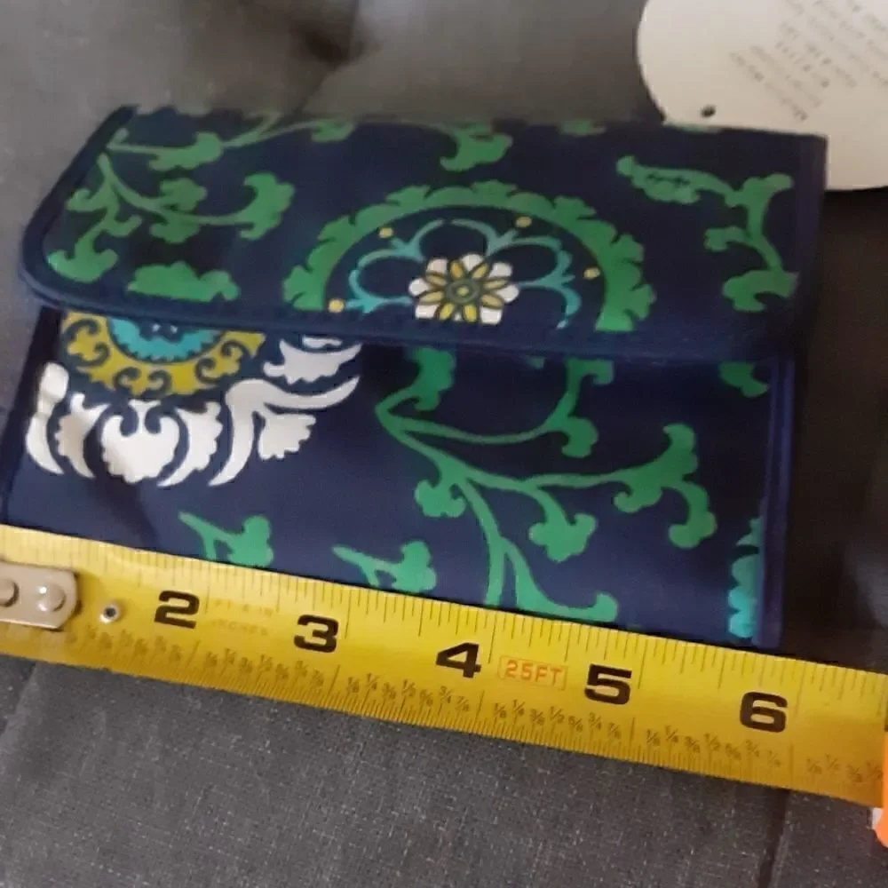 Initials Inc Tri Fold Wallet. NWT